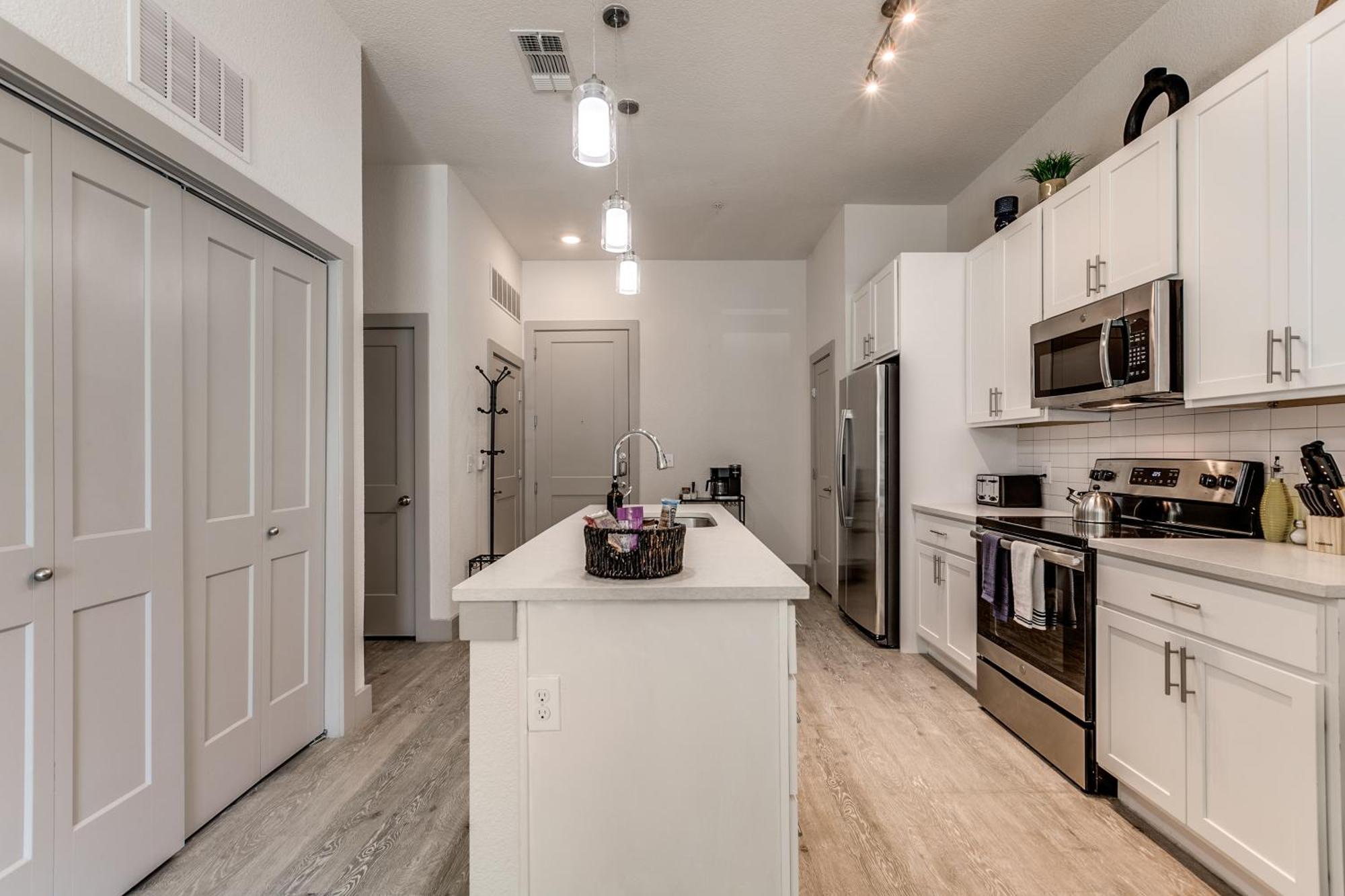 Lush Downtown Condo On Riverwalk W King Ste, Free Parking, Pet Friendly, Centrally Located On Riverwalk Σαν Αντόνιο Εξωτερικό φωτογραφία