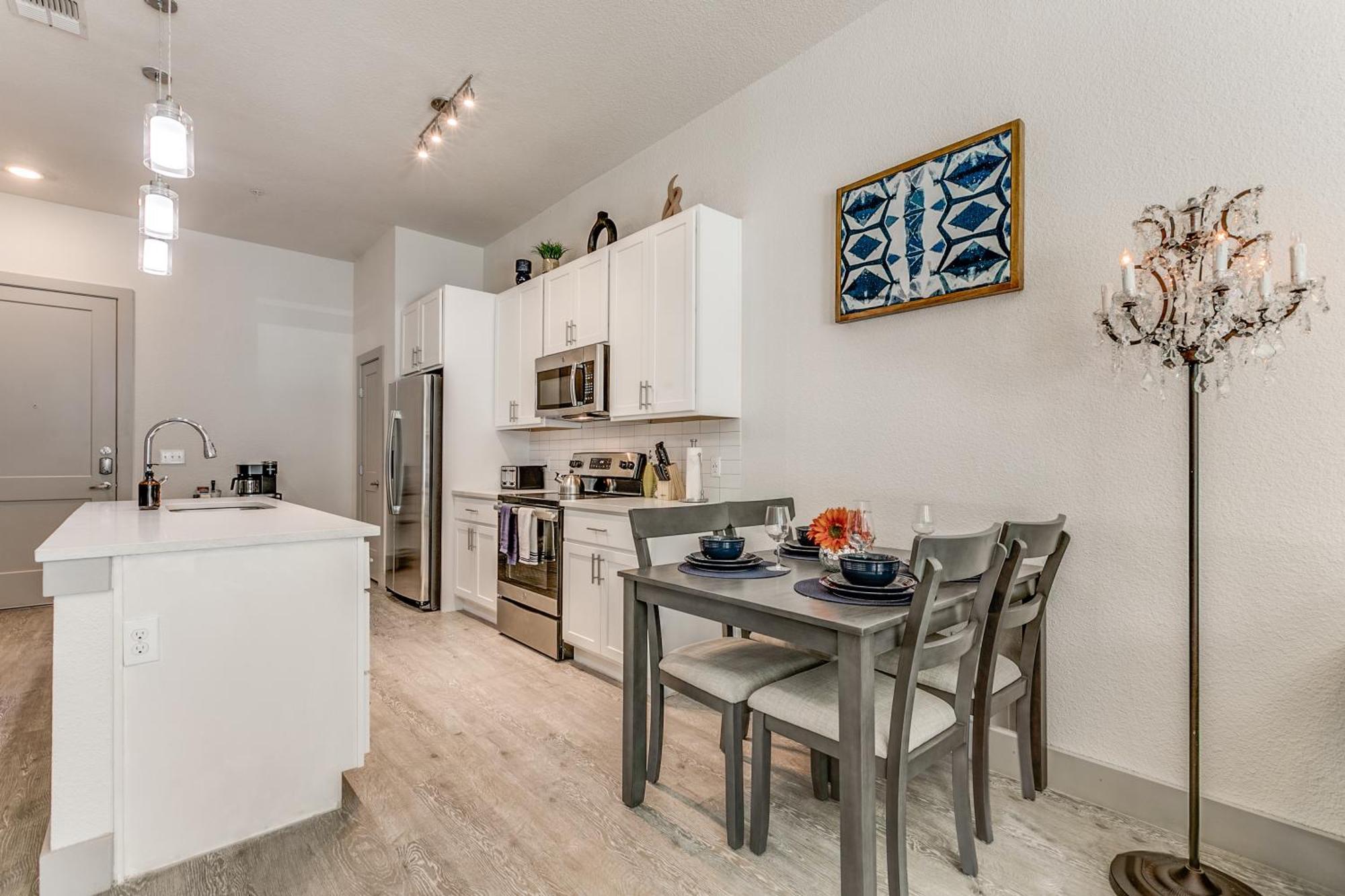 Lush Downtown Condo On Riverwalk W King Ste, Free Parking, Pet Friendly, Centrally Located On Riverwalk Σαν Αντόνιο Εξωτερικό φωτογραφία