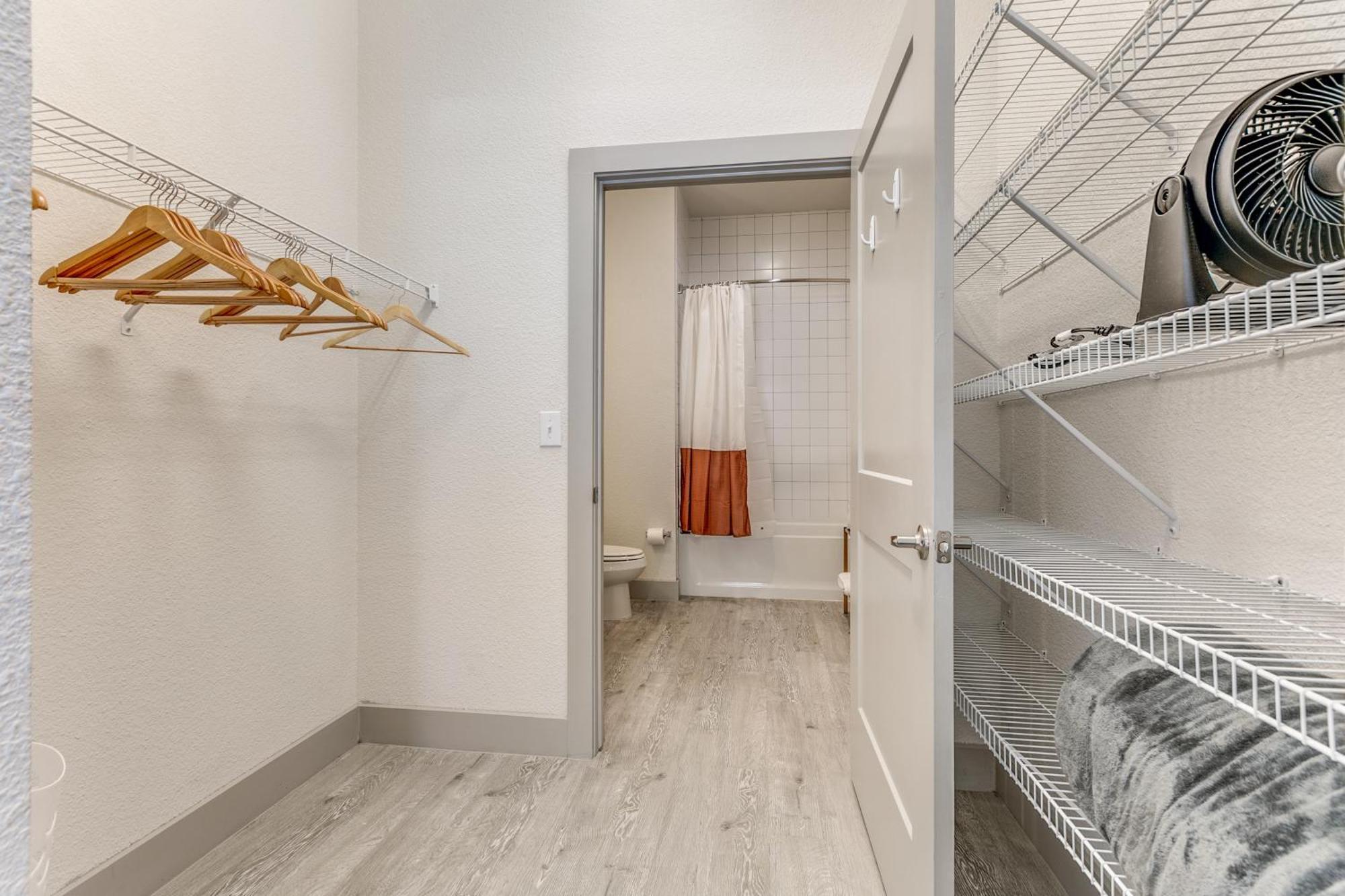 Lush Downtown Condo On Riverwalk W King Ste, Free Parking, Pet Friendly, Centrally Located On Riverwalk Σαν Αντόνιο Εξωτερικό φωτογραφία